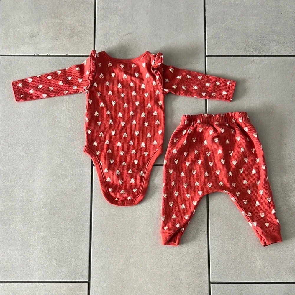 Old Navy 6-12 mo Red and cream heart pattern long sleeved onesie & pants bundle